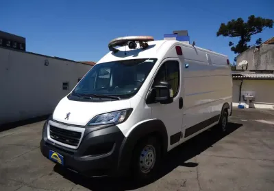 Peugeot boxer ambulancia 2.3 2022