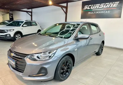 O onix hatch lt 2022 traz o equilíbrio perfeito entre economia, modernidade e praticidade.