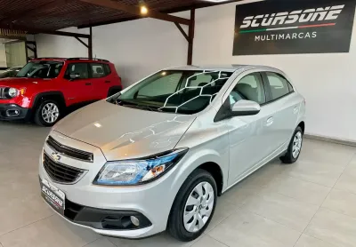 Onix Hatch LT 1.4 2015 é a escolha ideal para quem procura desempenho, conforto e excelente custo-be