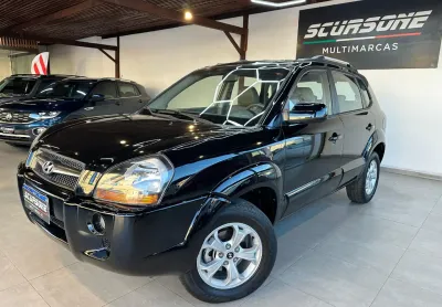 Tucson 2013 é a escolha certa para quem procura um SUV confortável, espaçoso e confiável, com ótimo 