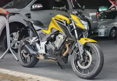 Honda cb300f twister 2024 impecável
