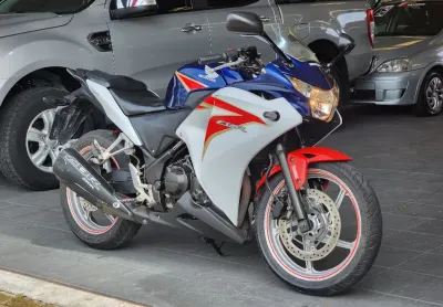 Honda cbr 250cc baixíssimo km