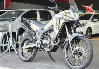 Sahara 300 adventure 2024 impecável