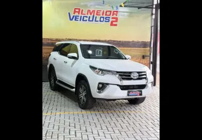 Toyota hilux sw4 2.7 sr 4x2 16v flex 4p automático