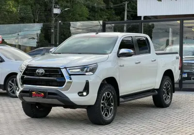 Toyota hilux cd srx 4x4 2.8 tdi 16v diesel aut 2021