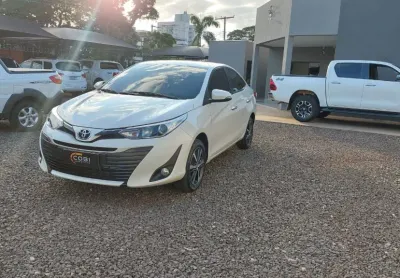 Yaris sedan 1.5 16v at