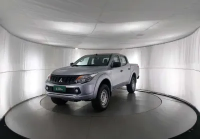 Mitsubishi l200 triton 2023 2.4 16v turbo diesel gl cd 4x4 manual