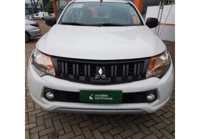 Mitsubishi l200 triton 2023 2.4 16v turbo diesel gl cd 4x4 manual