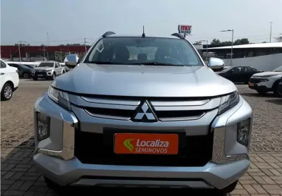 Mitsubishi l200 triton 2023 2.4 16v turbo diesel sport hpe cd 4p 4x4 automático