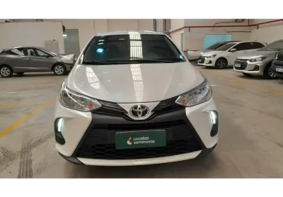Toyota yaris 2023 1.5 16v flex sedan xl live multidrive