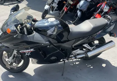 Cbr 1100 xx blackbird 