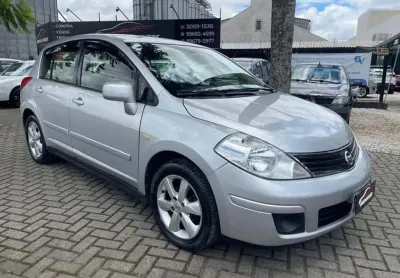 Nissan tiida 18s flex 2012