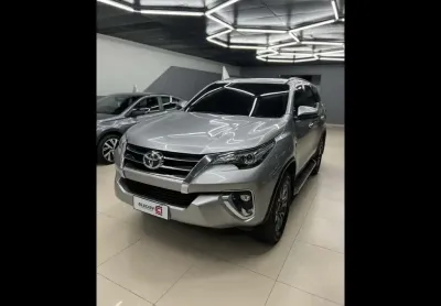 Toyota hilux sw4 srx 4x4 2.8 tdi 16v dies. aut.