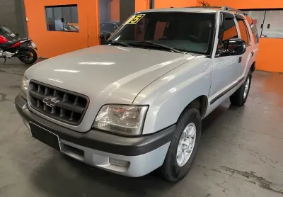 Blaizer adv 2005 em otimo estado 