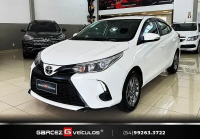 Toyota yaris xs sedan 1.5 flex automático completíssimo top