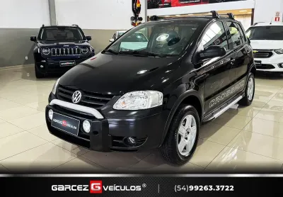 Volkswagen crossfox 1.6 mi flex manual completíssimo com couro e pneus novos