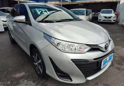 Toyota yaris flex automático