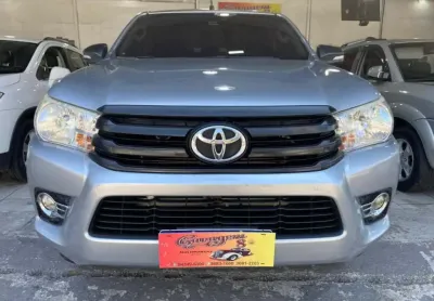 Toyota hilux 2.8 std 4x4 cd 16v diesel 4p manual