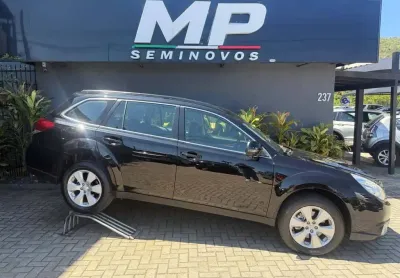 Subaru outback 3.6 h6 sw aut.  - preta - 2011/2011