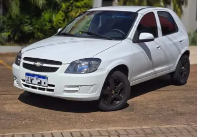 Celta 1.0 MPFI 8V FlexPower 5p 2013 Chevrolet