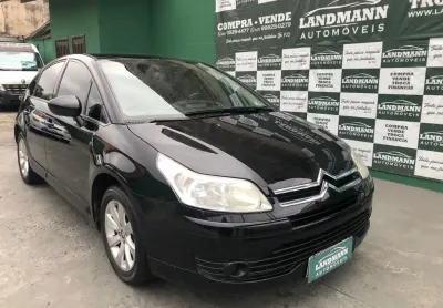 C4 hatch 2.0 exclusive automático  ano 2013 banco de couro, ar digital