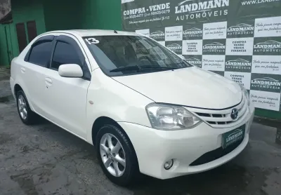Toyota etios sedan modelo xs 1.5 ano 2013 completo abaixo da tabela fipe