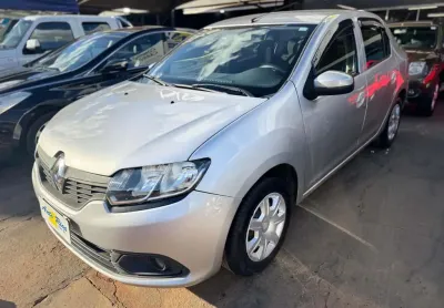 Renault logan 1.0 authentique 16v flex 4p manual 2015