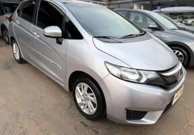 Honda fit 1.5 lx 16v flex 4p automatico 2015