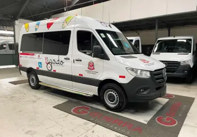 Mercedes-benz sprinter 417 10,5m³ 2025 16 lugares ligado