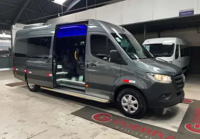 Mercedes-benz sprinter 417 ext. l. t.a 2025 19 lugares executiva