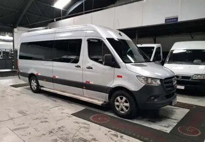 Mercedes-benz sprinter 416 t.a. e.l. 19 lugares executiva prata
