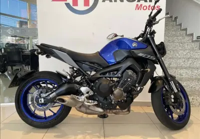 Yamaha mt-09  - 2020/2021