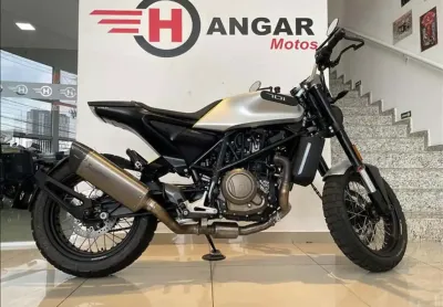 Husqvarna vitpilen 701  - 2018/2018