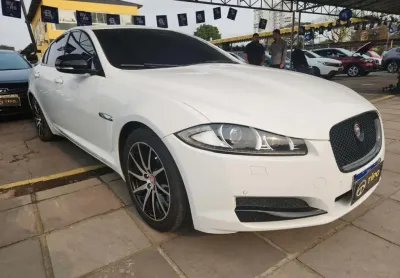 Jaguar xf 2.0 pluxury 2015