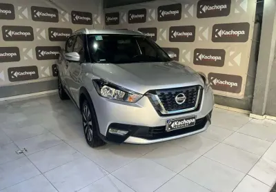 Nissan kicks sl 1.6 16v flexstar 5p aut.  - prata - 2017/2018