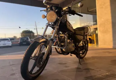 Suzuki intruder 125 2015