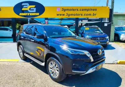 Hilux sw4 srx 4x4 2.8 tdi 16v dies. aut. 7 lugares