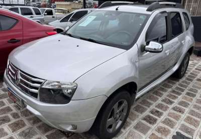 Renault duster 2.0 d 4x2a 2014