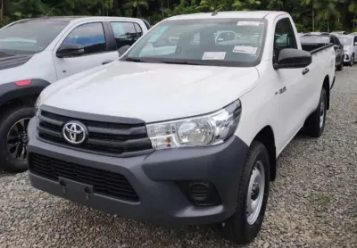 Toyota Hilux 2025 2.8 d-4d turbo diesel cs 4x4 manual