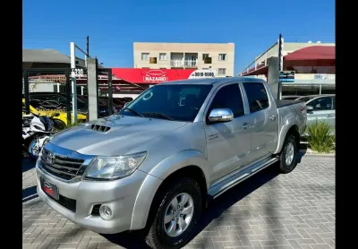 Toyota hilux cd4x4 srv 2014