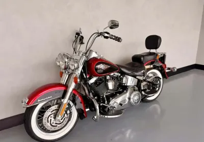 Harley-davidson heritage softail classic flstc.