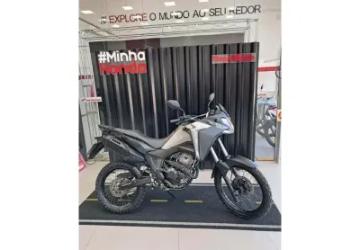 Honda xre 300 sahara 2024