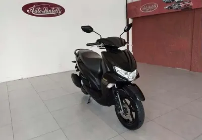 Yamaha fluo 125 2023