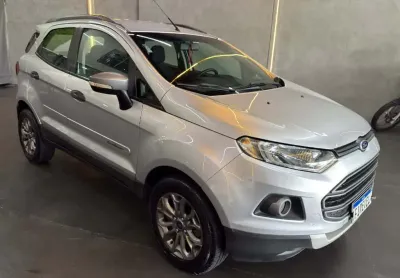 EcoSport FreeStyle 1.6 Mec. - Flex - 2015