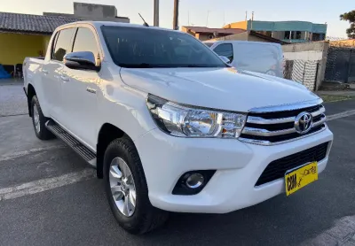  toyota hilux srv cd  ano: 2017 cor: branca  combustível: diesel  câmbio: automático