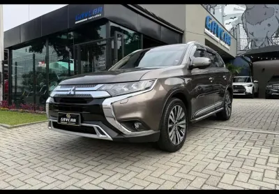 Mitsubishi outlander 2.2 hpes 2020