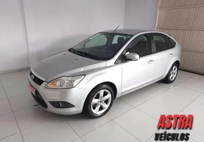 Ford focus hatch 1.6 flex 2013