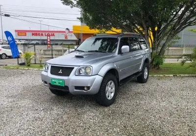 Mitsubishi pajero pajero 2.5 sport hpe 4x4 diesel mec.