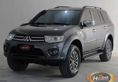 Mitsubishi pajero dakar hpe 3.2 7 lugares.