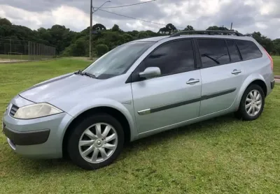 Renault megane 1.6 dynamique grand tour 16v flex 4p manual